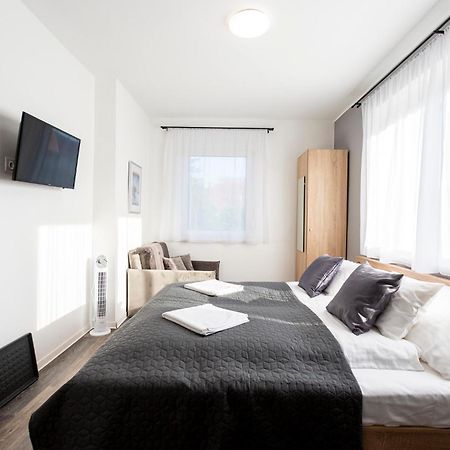 Horvath Apartman Fertod Ngoại thất bức ảnh
