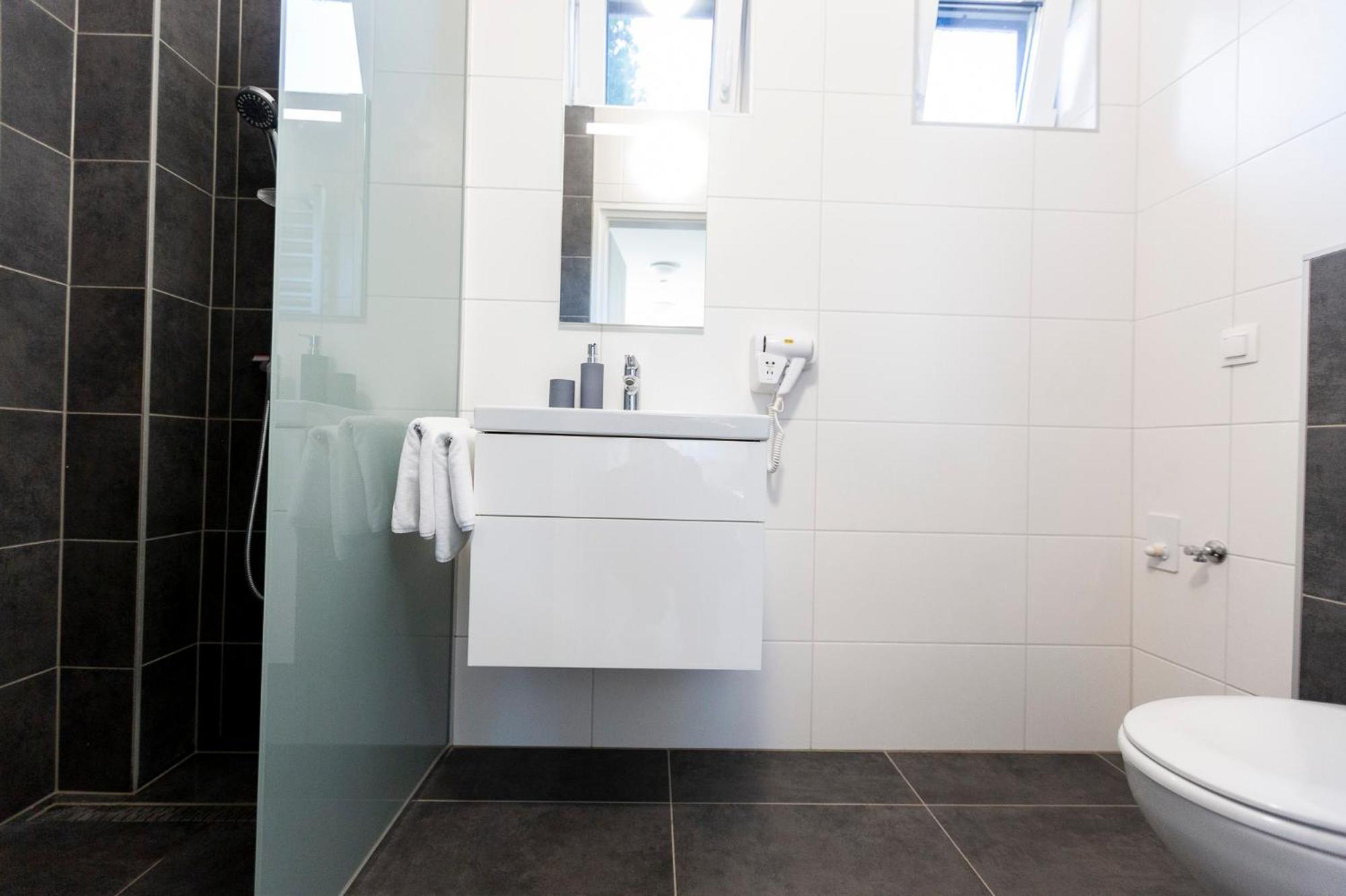 Horvath Apartman Fertod Ngoại thất bức ảnh